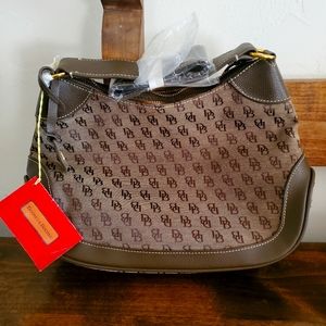 Dooney & Bourke Purse